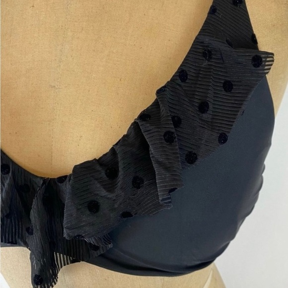Ella Moss Black Ruffled Bikini Halter Top - Picture 4 of 9